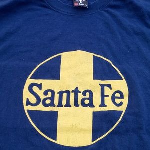 Santa fe tee
